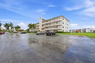 1043 Cornwall C, Boca Raton, FL 33434 - Photo 6