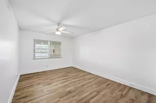 1043 Cornwall C, Boca Raton, FL 33434 - Photo 16
