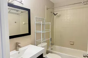 6978 NW 166 Terrace, Miami Lakes, FL 33014 - Photo 12