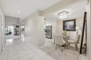 9172 Boca Gardens Pkwy, Boca Raton, FL 33496 - Photo 10