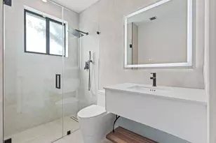 705 SW 8th Terrace, Fort Lauderdale, FL 33315 - Photo 32