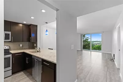 1800 N Andrews Avenue #7j, Fort Lauderdale, FL 33311 - Photo 6