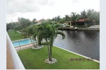 301 E McNab Road E #106, Pompano Beach, FL 33060 - Photo 2