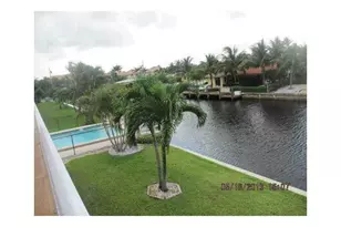 301 E McNab Road E, Pompano Beach, FL 33060 - Photo 2