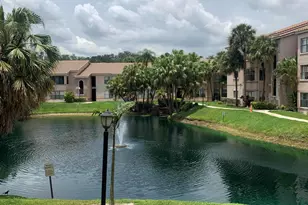 2926 S University Dr, Davie, FL 33328 - Photo 2