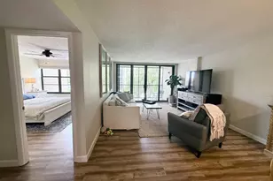 11 Royal Palm Way, Boca Raton, FL 33432 - Photo 6