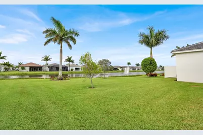 9939 Great Barrier Trail, Boynton Beach, FL 33473 - Photo 38