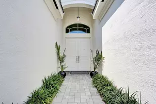 9939 Great Barrier Trl, Boynton Beach, FL 33473 - Photo 6