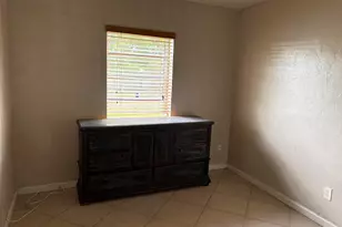 706 Glenn Pkwy, Hollywood, FL 33021 - Photo 4