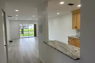 100 Lake Rebecca Dr, West Palm Beach, FL 33411 - Photo 8