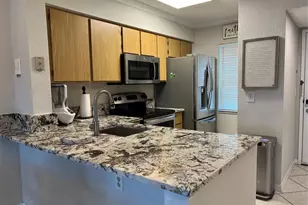 2220 N Cypress Bend Dr, Pompano Beach, FL 33069 - Photo 6