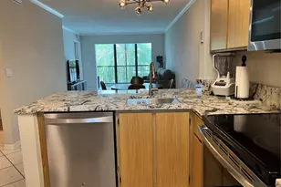 2220 N Cypress Bend Dr, Pompano Beach, FL 33069 - Photo 8
