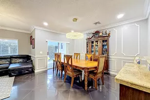 8279 Via Leonessa Dr, Boca Raton, FL 33433 - Photo 18