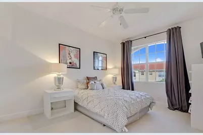 4711 Artesa Way E, Palm Beach Gardens, FL 33418 - Photo 14