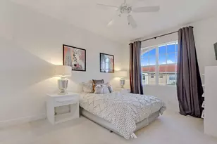 4711 Artesa Wy E, Palm Beach Gardens, FL 33418 - Photo 14