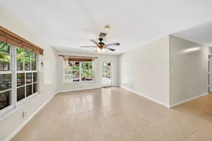 1540 NE 40th St, Oakland Park, FL 33334 - Photo 4