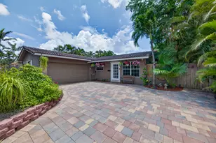 1540 NE 40th St, Oakland Park, FL 33334 - Photo 1