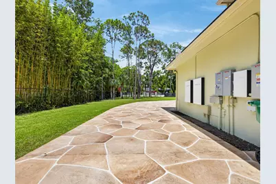 6077 NW 71st Terrace, Parkland, FL 33067 - Photo 10