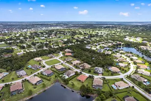 941 SW Sea Green St, Palm City, FL 34990 - Photo 36
