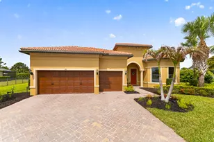 941 SW Sea Green St, Palm City, FL 34990 - Photo 6