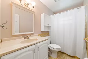 10578 NW 3 St, Plantation, FL 33324 - Photo 20