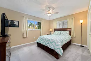 10578 NW 3 St, Plantation, FL 33324 - Photo 18