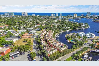 2254 SE 7th Street, Pompano Beach, FL 33062 - Photo 52