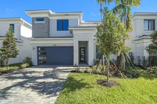 1012 Raleigh Way, Wellington, FL 33414 - Photo 2