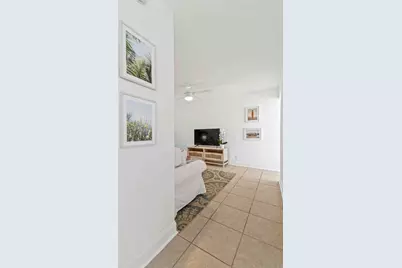427 Conniston Road #B, West Palm Beach, FL 33405 - Photo 2