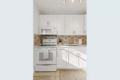 427 Conniston Road #B, West Palm Beach, FL 33405 - Photo 4