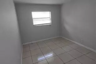 2741 NE 8th Ave, Wilton Manors, FL 33334 - Photo 20