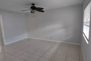 2741 NE 8th Ave, Wilton Manors, FL 33334 - Photo 18