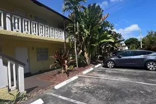 2741 NE 8th Ave, Wilton Manors, FL 33334 - Photo 24