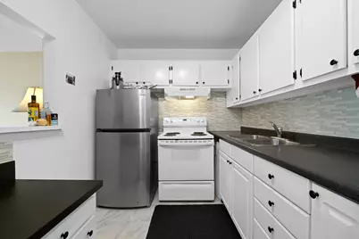 170 Canterbury H, West Palm Beach, FL 33417 - Photo 1