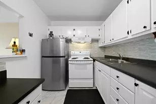 170 Canterbury H, West Palm Beach, FL 33417 - Photo 1