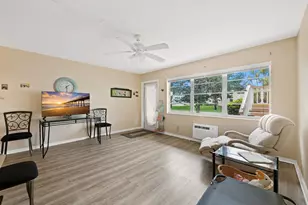 170 Canterbury H, West Palm Beach, FL 33417 - Photo 10