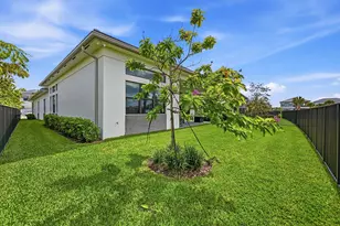 13128 Feathering Wy, Palm Beach Gardens, FL 33412 - Photo 48