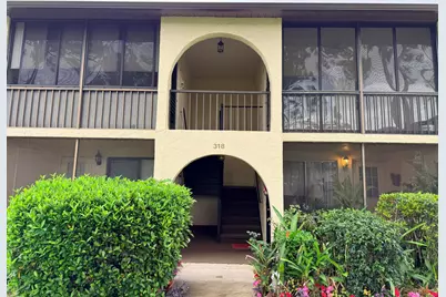 318 Knotty Pine Circle #D-2, Greenacres, FL 33463 - Photo 1