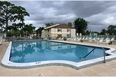 318 Knotty Pine Circle #D-2, Greenacres, FL 33463 - Photo 20
