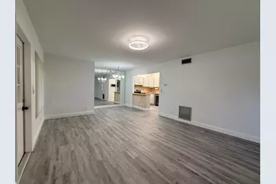 318 Knotty Pine Circle #D-2, Greenacres, FL 33463 - Photo 2