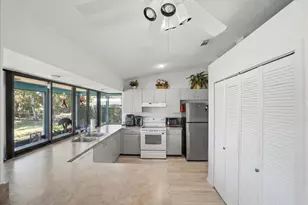 465 SE Asbury Ln, Port Saint Lucie, FL 34983 - Photo 16