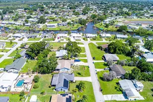 465 SE Asbury Ln, Port Saint Lucie, FL 34983 - Photo 44