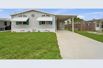 8355 SE Wren Avenue, Hobe Sound, FL 33455 - Photo 4