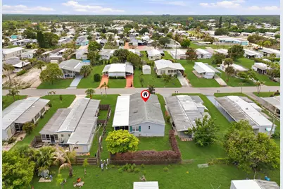 8355 SE Wren Avenue, Hobe Sound, FL 33455 - Photo 36