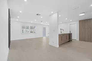 1304 SW 23rd St, Boynton Beach, FL 33426 - Photo 10