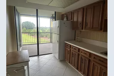 5390 NW Woodland Lakes Drive #4020, Palm Beach Gardens, FL 33418 - Photo 12