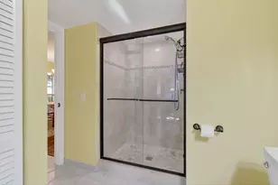 10155 Mangrove Dr, Boynton Beach, FL 33437 - Photo 8