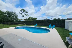 2388 SW Fern Cir, Port Saint Lucie, FL 34953 - Photo 4