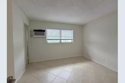 5174 NE 6th Avenue #526, Oakland Park, FL 33334 - Photo 10