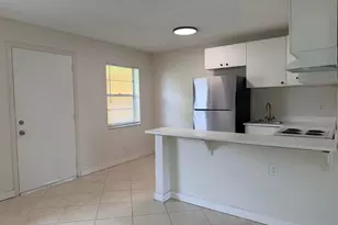 5174 NE 6th Ave, Oakland Park, FL 33334 - Photo 4